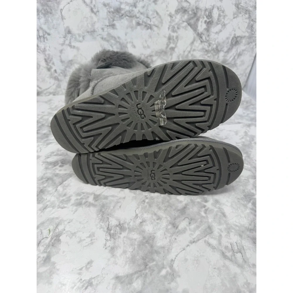 UGG Australia Bailey Button Grey Suede Shearling Boots 5803 Womens 6